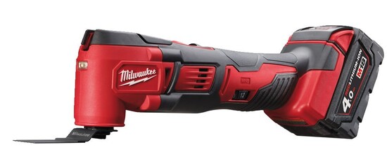 MILWAUKEE M18 CORDLESS MULTI TOOL 18v
