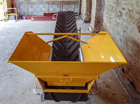SHIFTA CONVEYOR HOPPER