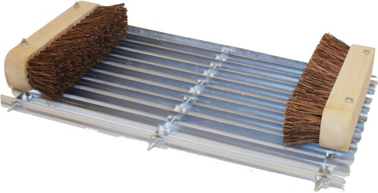 Boot Scraper - Metal with fixed Brushes